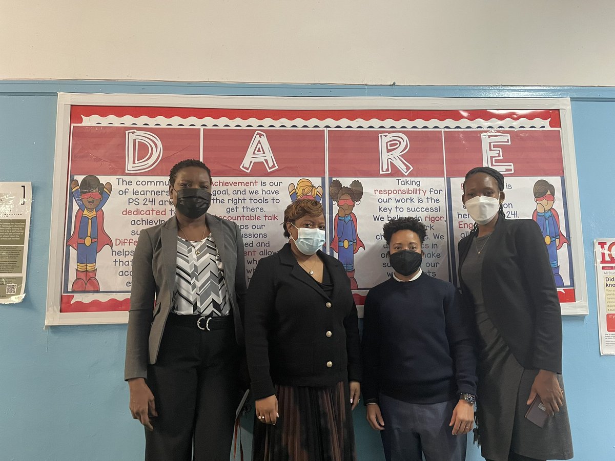 SheneanL's tweet photo. School visits with @CMCrystalHudson to PS 241, then across the street to HS for Global Citizenship. There is STEAM programming in both schools along with social emotional supports. Our babies will be ready for the world when they graduate from HS.#RISE17 https://t.co/7XX0WaVTD1