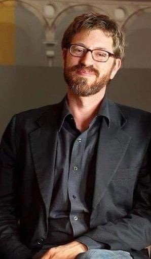 alessiolasta's tweet photo. Addio caro Matteo Scanni. Mi hai trasmesso la passione per questo lavoro e la voglia di raccontare. Hai formato centinaia di giornalisti che ora ricordano la persona che eri e conservano la tua lezione. Che la terra ti sia lieve https://t.co/oEBDiRUCPy