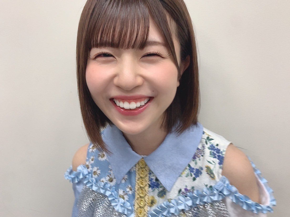このの歯茎の匂い嗅ぎ続ける限りちんこ触んなくてもイキ続けると思う❤️
唾の量多そうだし、納豆好きだから
泡立っててネバネバしてそう❤️
あぁ、やばい❤️1週間このの歯茎だけで呼吸し続けたい❤️
