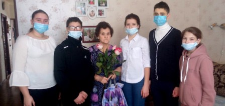 lisova_2009's tweet photo. #Блокадныйхлеб71 #никтонезабыт У блокадницы Ленинграда Луизы Борисовны Маковецкой. https://t.co/umdfLOHRC6