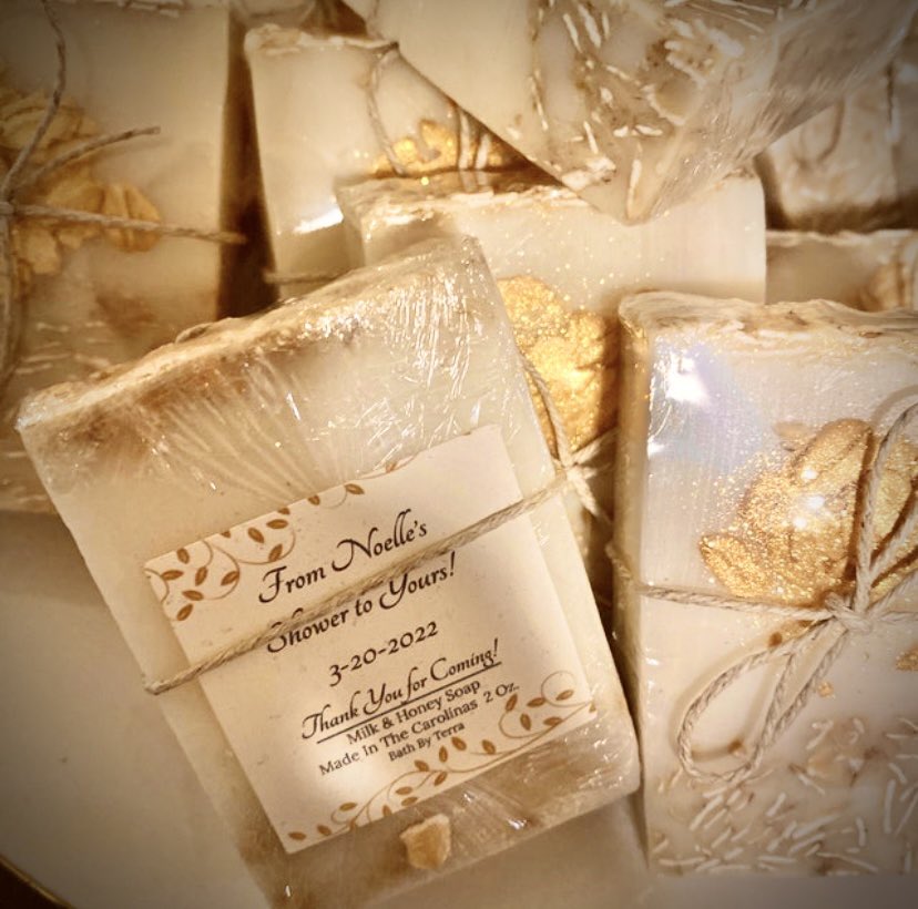 bathbyterra's tweet image. Thanks for the kind words! ★★★★★ "Beyond my expectations! Perfect size! Smells fabulous! These are for my daughters bridal shower and I am so excited!❤️😊" Annie #handmade #weddingfavors #bridalshower #wedding #babyshower #pregnant #gold #soap #soapfavor #handmadesoap #Etsy