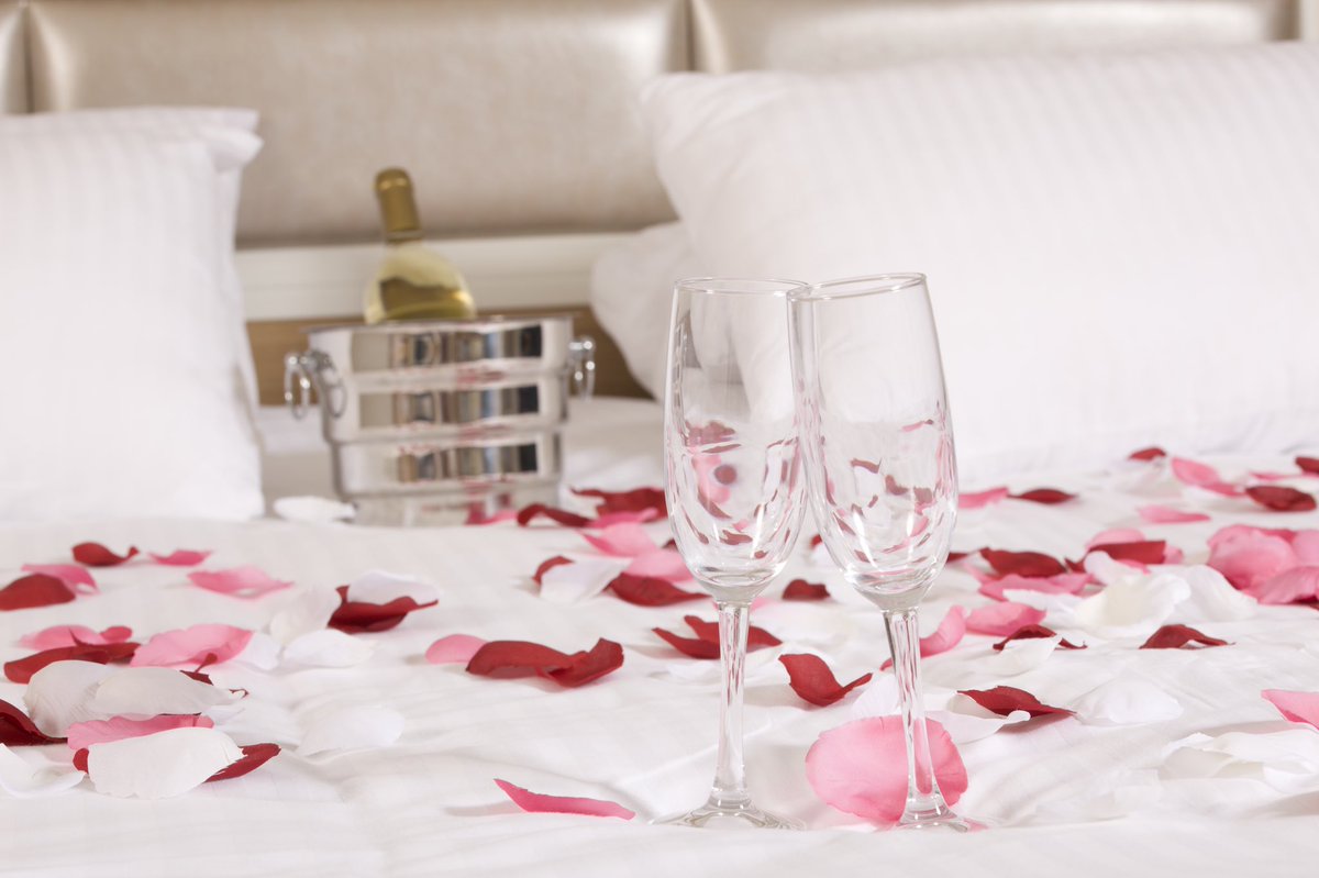 Valentine’s Day is less than 3 weeks away &amp; we know you’re looking for a special getaway. Book our “Be My Valentine” package, which includes a 3-course dinner, $50 voucher for a future stay, &amp; a special Valentine’s amenity for you and your sweetheart! 💕