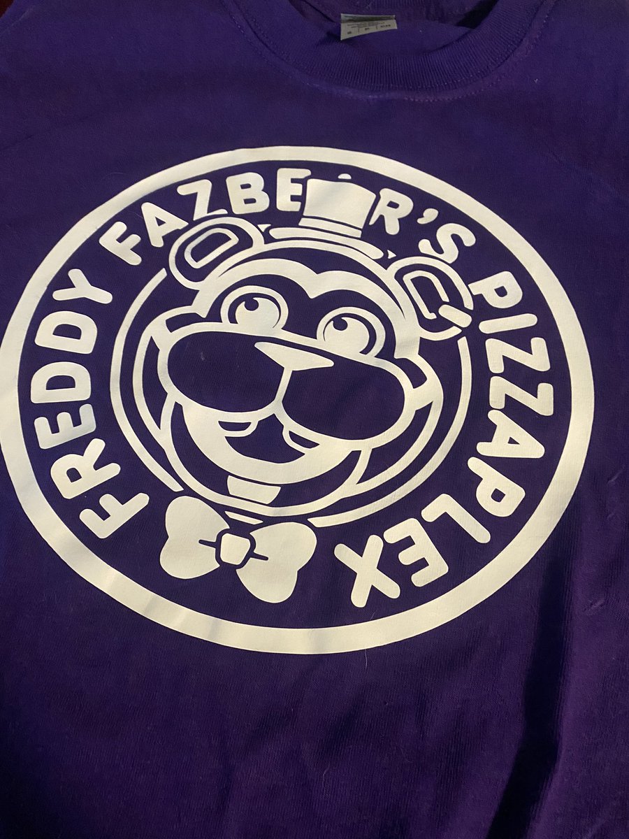daregularsauce's tweet photo. Making new Pizzaplex S.T.A.F.F shirts with the stuff ripped from the game 

This one is for my partner 
@toxiccola_art and I’ll be making a black variant for myself later today https://t.co/ysz1PV3dEn