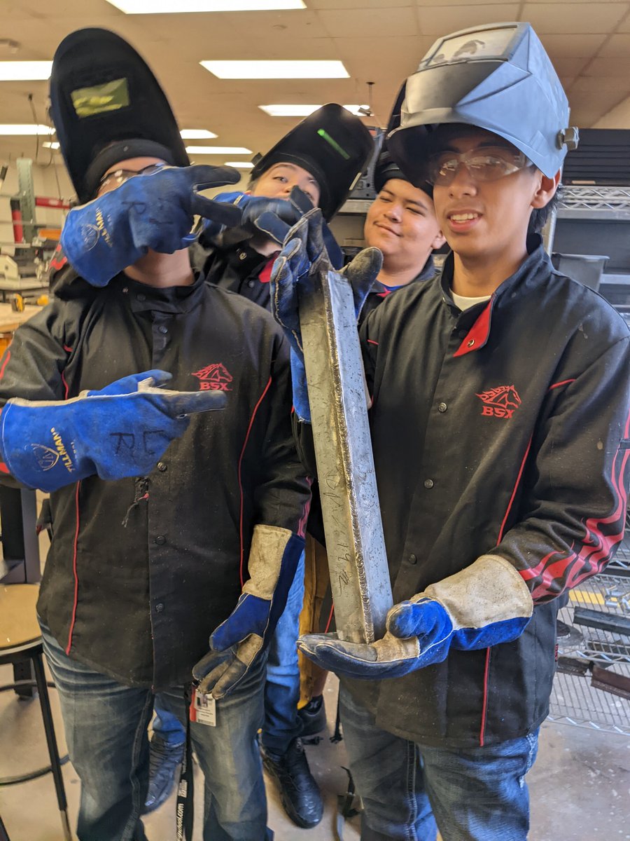 macarthurwelds's tweet photo. Don't sweat the technique. 🔥 #smaw #e6011 #highschoolwelding #studentwelder #weldingschool #macarthurwelds #macarthurhighschool #shieldedmetalarcwelding @iisdCTE @miyoshaguinn https://t.co/SqWjGH1AG2