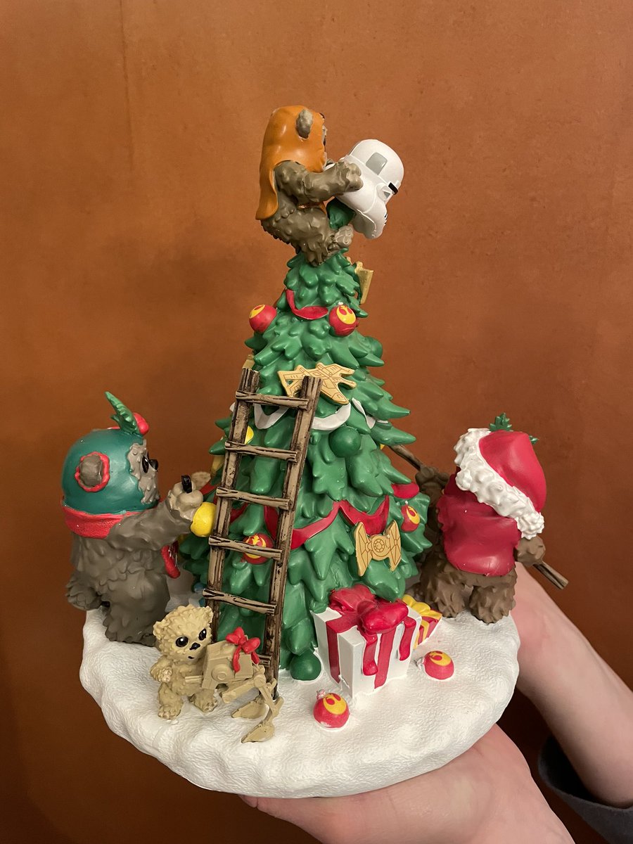 StarWarsCop's tweet photo. I just ordered this the other day and it may seem late but I absolutely love it. We’ll just go with I’m planning for #Christmas 2022. #ewoks #starwars #christmastree #jedi #r2d2 #swfam #nerd #scifi #lucasfilm #disney https://t.co/wYsfx3JgW3