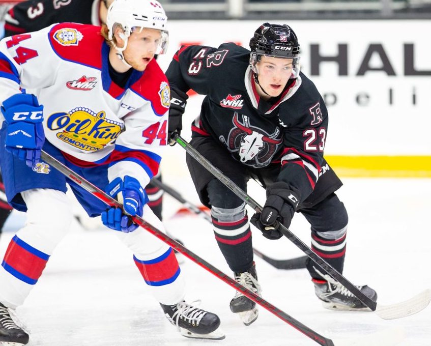 Small in stature, Larson still casts large shadow for Rebels

bit.ly/3g080P4

#RDREBELS  #WHL 

Story: <a href="/GregMeachem/">Greg Meachem</a> 
Photo: <a href="/88_create/">Rob Wallator | 🇨🇦</a>