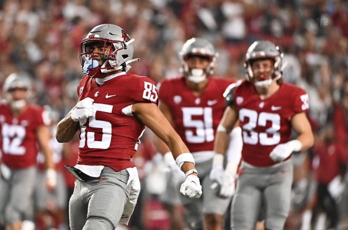 JacksonPlieth's tweet photo. After a great phone call with @WhitworthN I have received my 3rd D1 offer to continue my academic and athletic career at Washington State University! Go Cougs! @WSUCougarFB #GoCougs https://t.co/4Y80rhCvZK