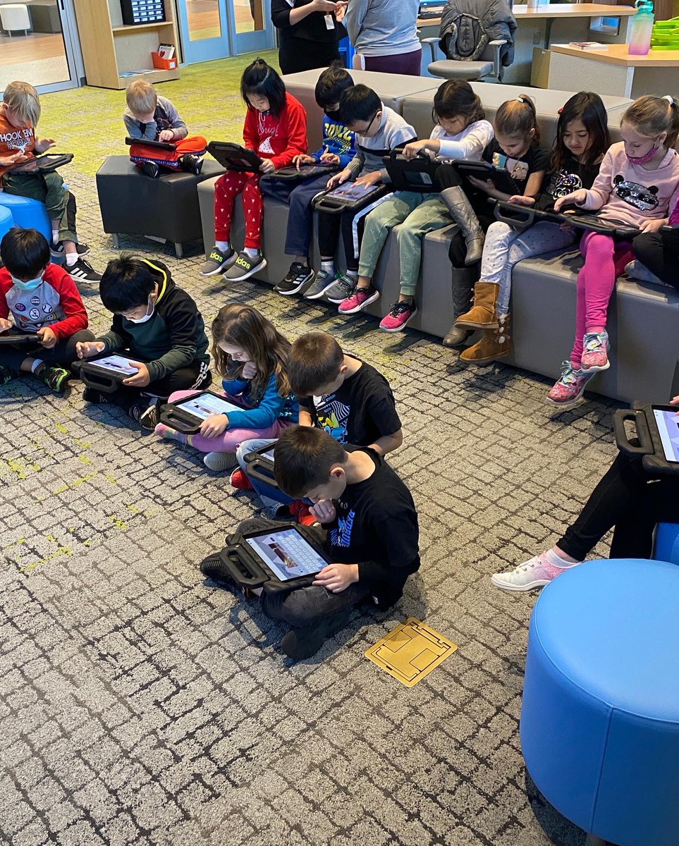 1st &amp; 2nd graders reviewed nonfiction text features after reading “Baby Animals With Their Families,” an #ArmadilloAward book. They became nonfiction authors and added text features to other baby animal family photos! #LibrariansRRock