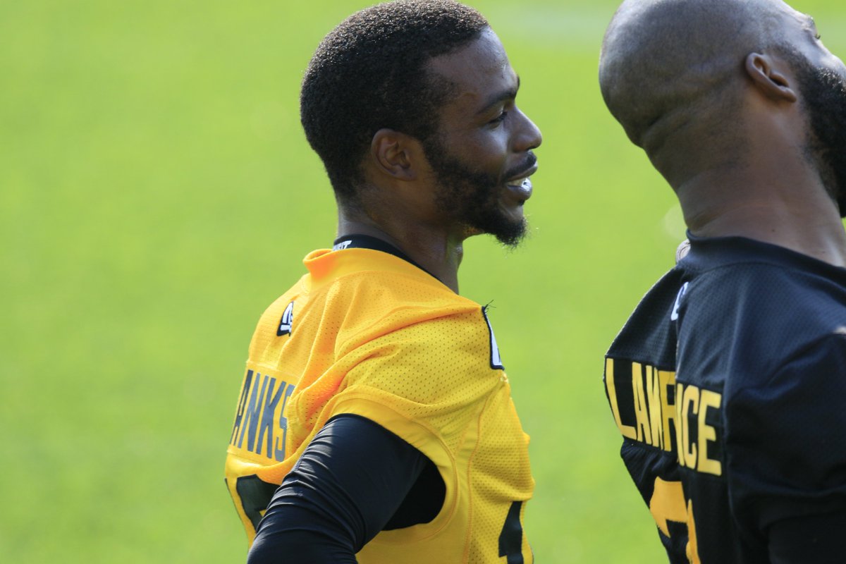 BobButrym's tweet image. #FamilyDuo and #FunDuo    #MEMORIES

An All-Time #Ticats duo that @Simoni_Lawrence and @speedybanks87