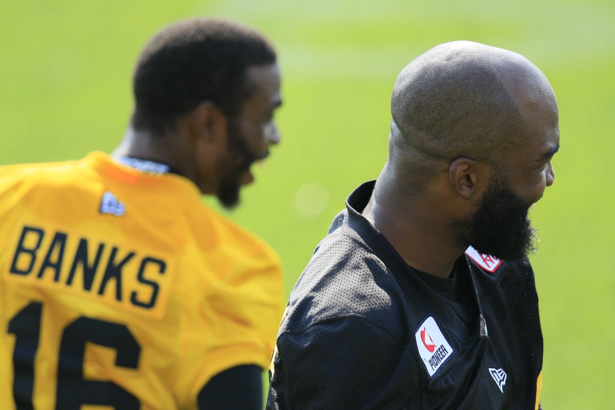 BobButrym's tweet image. #FamilyDuo and #FunDuo    #MEMORIES

An All-Time #Ticats duo that @Simoni_Lawrence and @speedybanks87