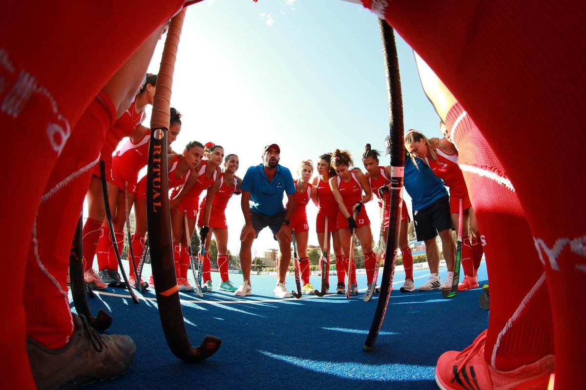 chile_hockey's tweet image. CELEEEEEEBRAAAAAA QUE HOY NOS GANAMOS EL PASE AL MUNDIAAAAAL!!!! 🔥🔥🔥🔥🏑🇨🇱