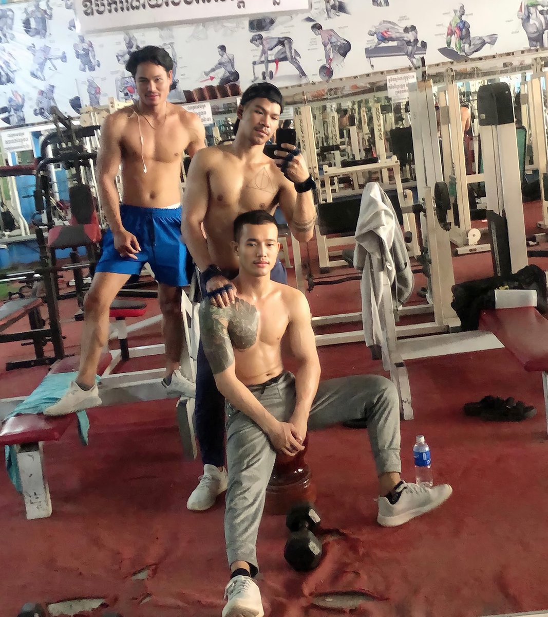 ហាងម៉ាសស្សា ផ្លូវ២០០៤
☎️016641969