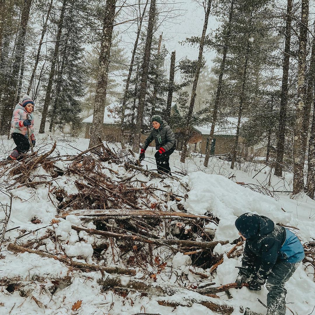 scoutshopBSA's tweet photo. AWESOME winter camping photos shared by the Howard-Suamico Cub Scouts!
Looking for some winter camping tips? ๐ https://t.co/JYF4D7883L
#wintercamping #cubscouts #cubscoutsofamerica #boyscoutsofamerica #scoutshoptips https://t.co/IE99E5frRn