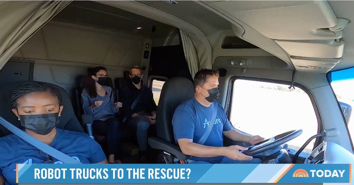 liatheopisa's tweet image. Great to have @byjacobward along for a ride in TX to see the #AuroraDriver in action. @NBCNews @aurora_inno #SupplyChain #autonomous #autonomoustrucks