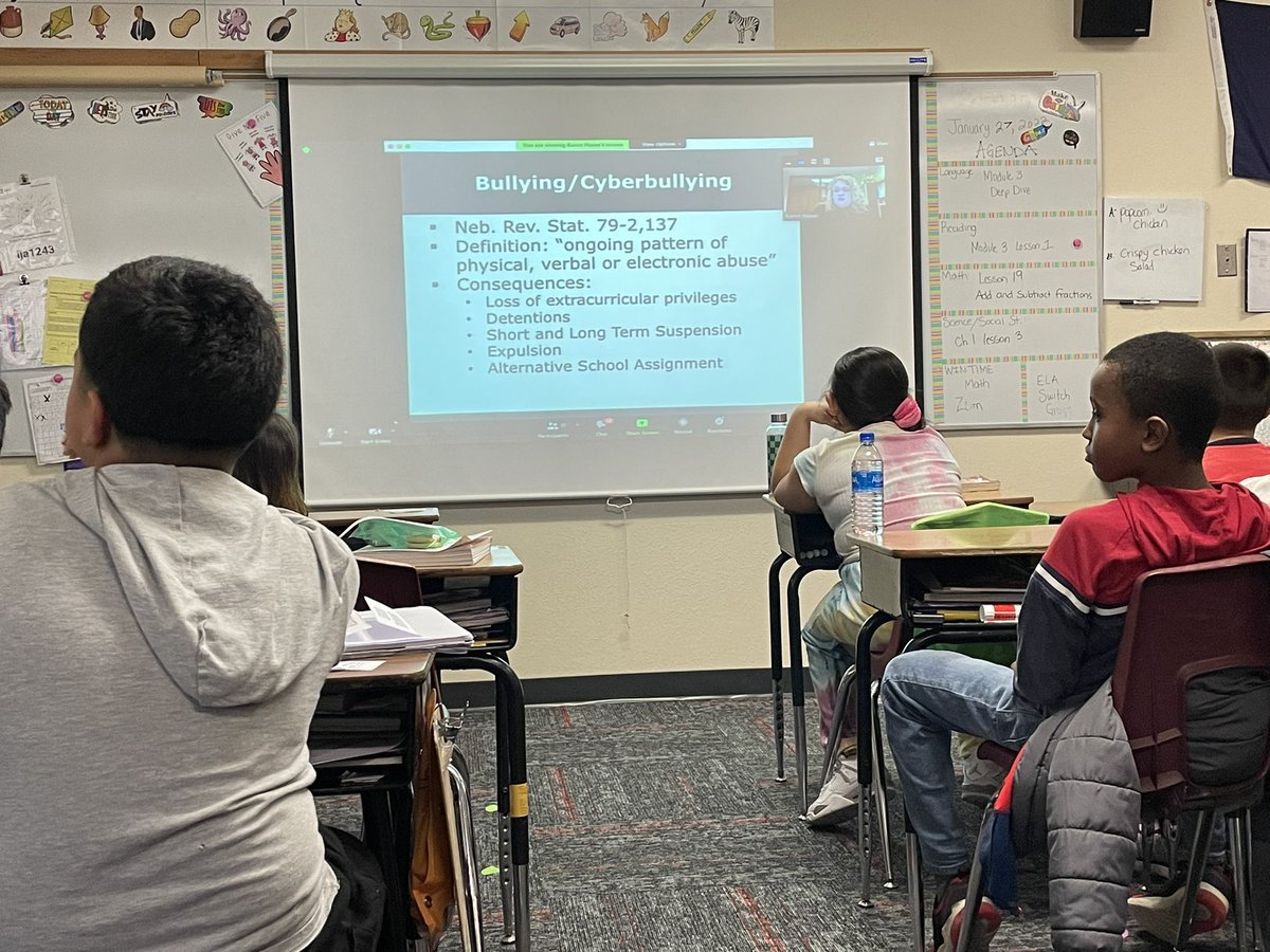 Thank you to <a href="/KarenHaase/">Karen Haase</a> for helping our 4th &amp; 5th graders learn about being a good digital citizen. Lots of new learning today! 📱💻 <a href="/SSCcardinalNews/">SSC School District</a>