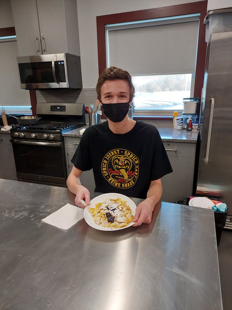 HerrProfHiggins's tweet image. Can you say #kaiserschmarrn @PrairieRidgeHS #prexperience #learngerman @PRGermanClub @SKochPR