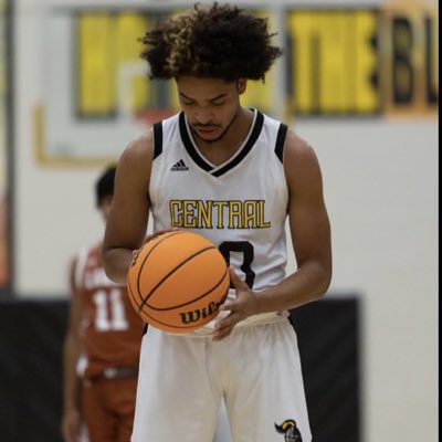 Jmiles1112's tweet photo. #NewProfilePic https://t.co/6UeYBhngoD