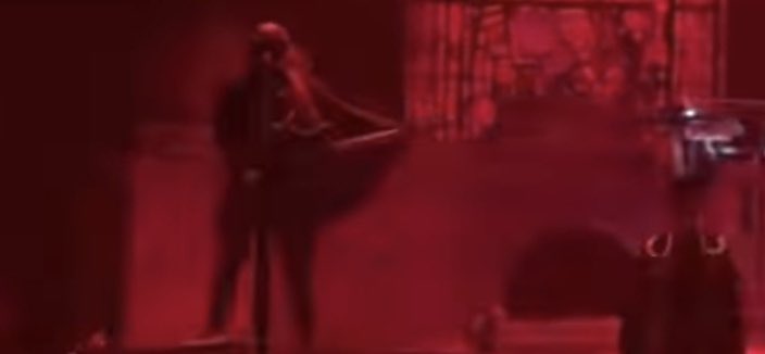 camiyaloveswiss's tweet photo. aaaaaa~He’s so cute,with his Little Cloak💓💓💓#swissghoul #multighoul #namelessghouls #TheBandGhost https://t.co/VLp5vh2jJD