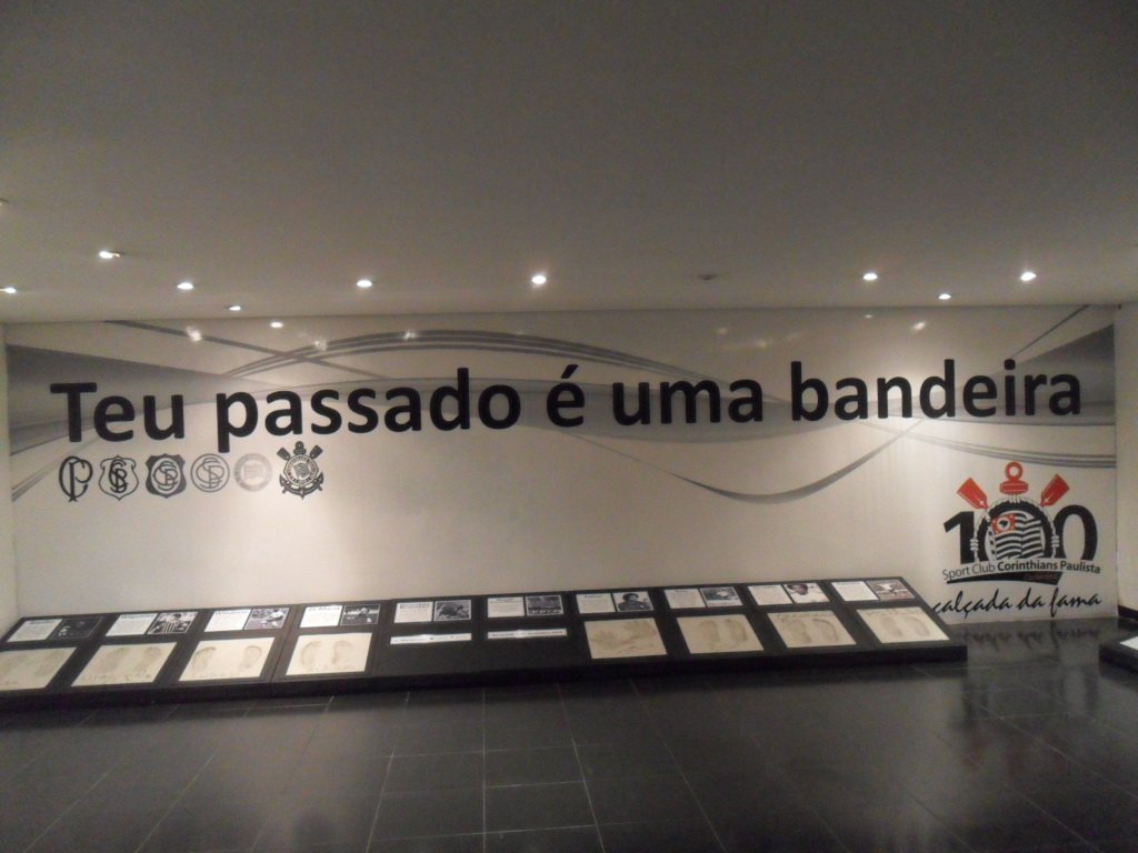 fernandoembersi's tweet photo. "Nem gosto tanto de futebol, gosto mesmo é de Corinthians" https://t.co/mv3XpGEehY