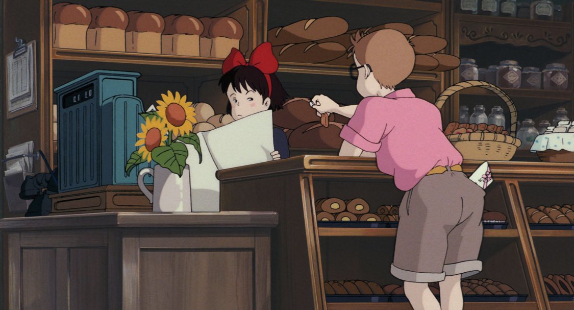 ジブリパークのグーチョキパン店の定員さんキキの格好してそう