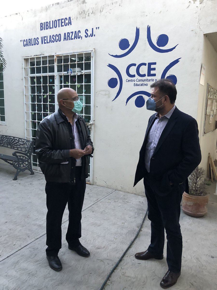 JesusOviedoH's tweet photo. Reconocemos el trabajo de German Estrada al frente de Servicios Educativos del Bajío A.C., pudimos conocer las distintas actividades que realizan con grupos vulnerables en la ciudad de León. https://t.co/NMnfzHlovz