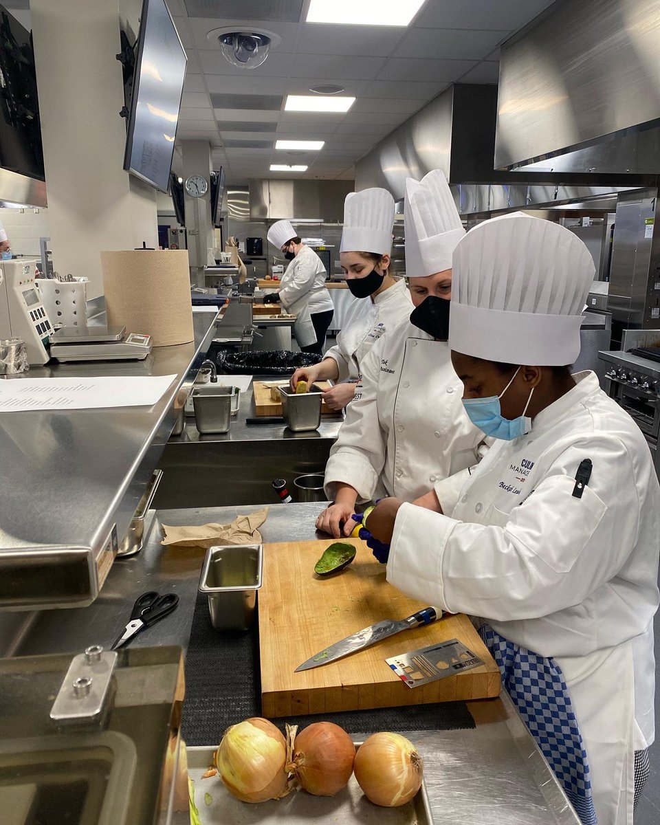 CVTCCulinary's tweet photo. We are back at it. #basaproud https://t.co/39QxrOp2uN