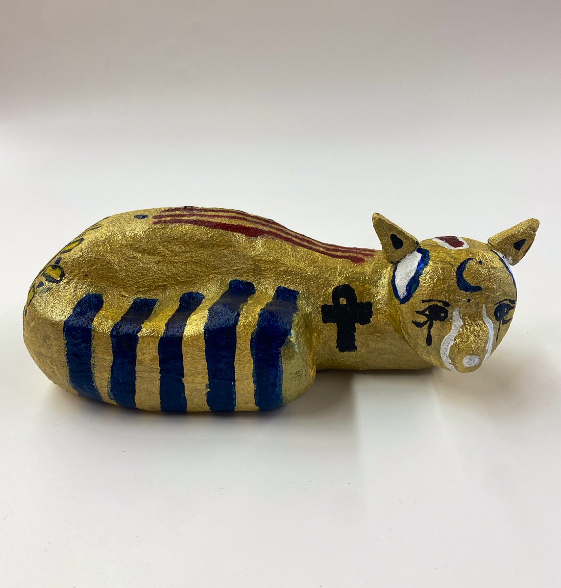 cfisherHDHS's tweet photo. Subtractive carvings- inspired by folk art from Oaxaca, México #hdhspride #sculpture https://t.co/DrWcNcYKXh