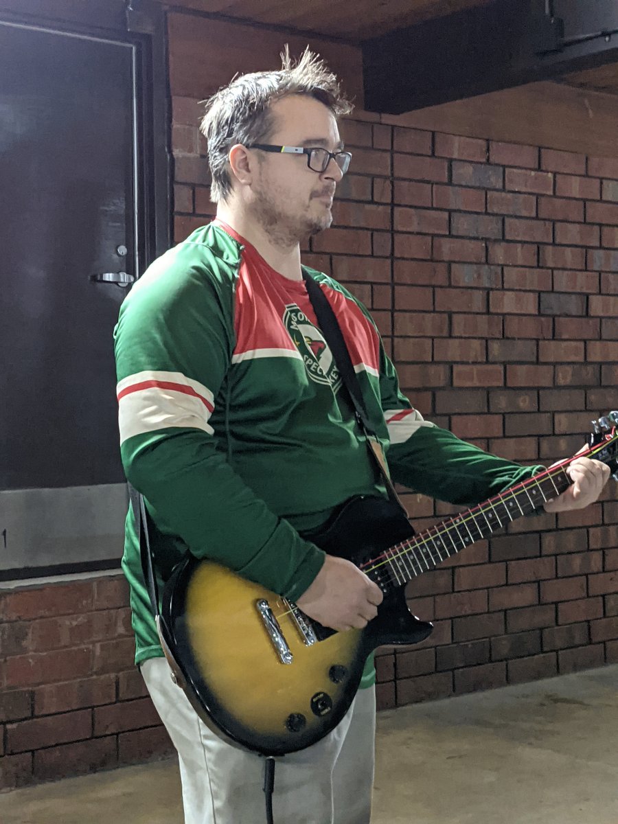 WiscWindigo's tweet photo. Thank you to Andrew Roy who played the national anthem tonight in Richfield  #NAHL https://t.co/e5BApm9dJi