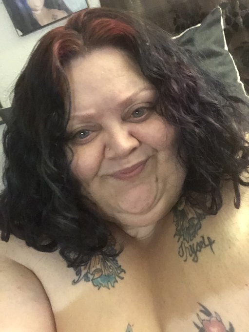 Someone buy this fatty some pizza!! Cash app ssbbwsunshine https://t.co/wWF31eildQ<a href="/tag/realloyalfans"class="tags"><span>#realloyalfans</span></a>