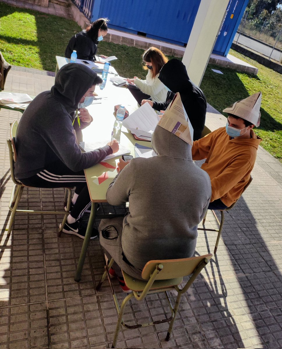 Probando o Nómina(ao)Sol no <a href="/iesacaniza/">iesdacaniza</a>...e que ben nos funciona! #folcomparte #gamificacion #nominasol