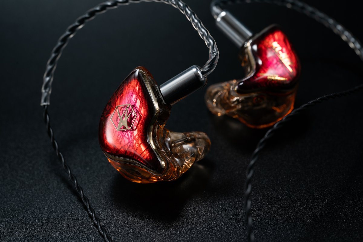 KumitateLab's tweet photo. KL-REF Rev2.0 + 『グラインダー・タトゥ』。ビビッドピンクとレッド着色で、深みのある色味になっていますね。😆
大変お待たせしました。こちらも上海へいってらっしゃい。
#くみたてLab #KL_REF #カスタムIEM https://t.co/1Qda915U8d