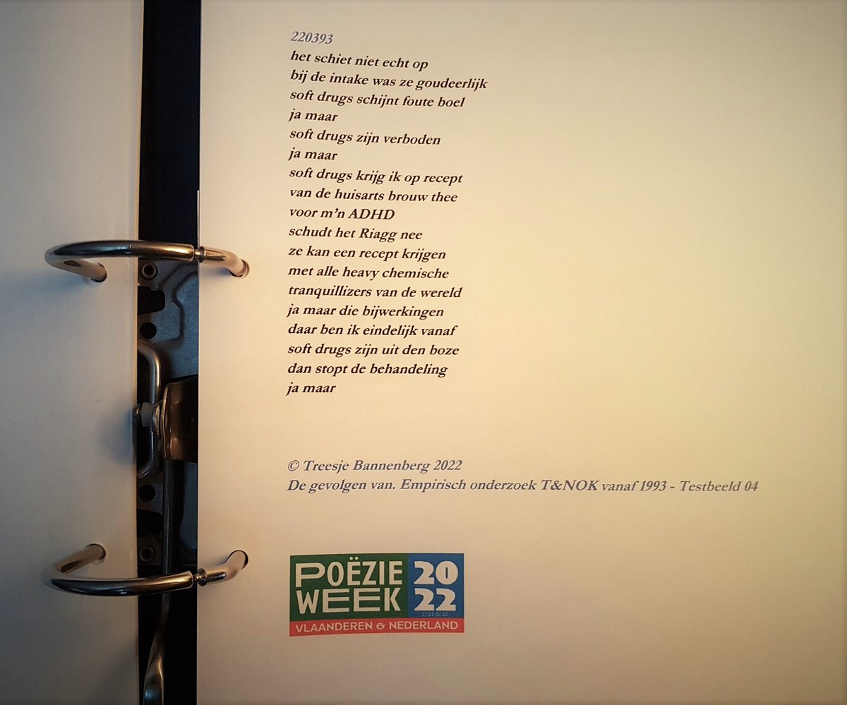 TreesjeB's tweet photo. #Poëzieweek 2022 2/7 met elke dag een bijdrage van NOK&T uit '93 '94
De "POEMS", zoals ik ze noem, gaan over de gevolgen van vroegkinderlijk #seksgeweld, een vooruitblik op deel vier van de #TestbeeldReeks #empirischonderzoek T&NOK 1993-1999 https://t.co/2bAtTQiMi2