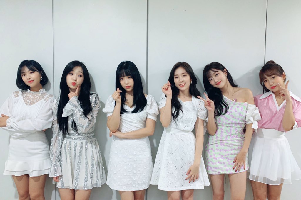 Its feel just like yesterday i met April for the first time IRL. It was a fun journey to be Fineapple. We were almost there to reach the starts🌠. Despite the end was not like what we want/hope.
Thank you April for everything💕
<a href="/APRIL_DSPmedia/">APRIL</a> 
<a href="/truesol__/">JINSOL진솔</a>