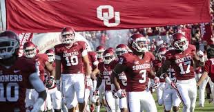 nigel2mith's tweet photo. I'm honored to have an opportunity to further my academic and football career by being offered by The University of Oklahoma! #AGTG @CoachVenables  @MiguelChavis65 @MattNally1 @FootballMelissa https://t.co/mOx4gYcdss