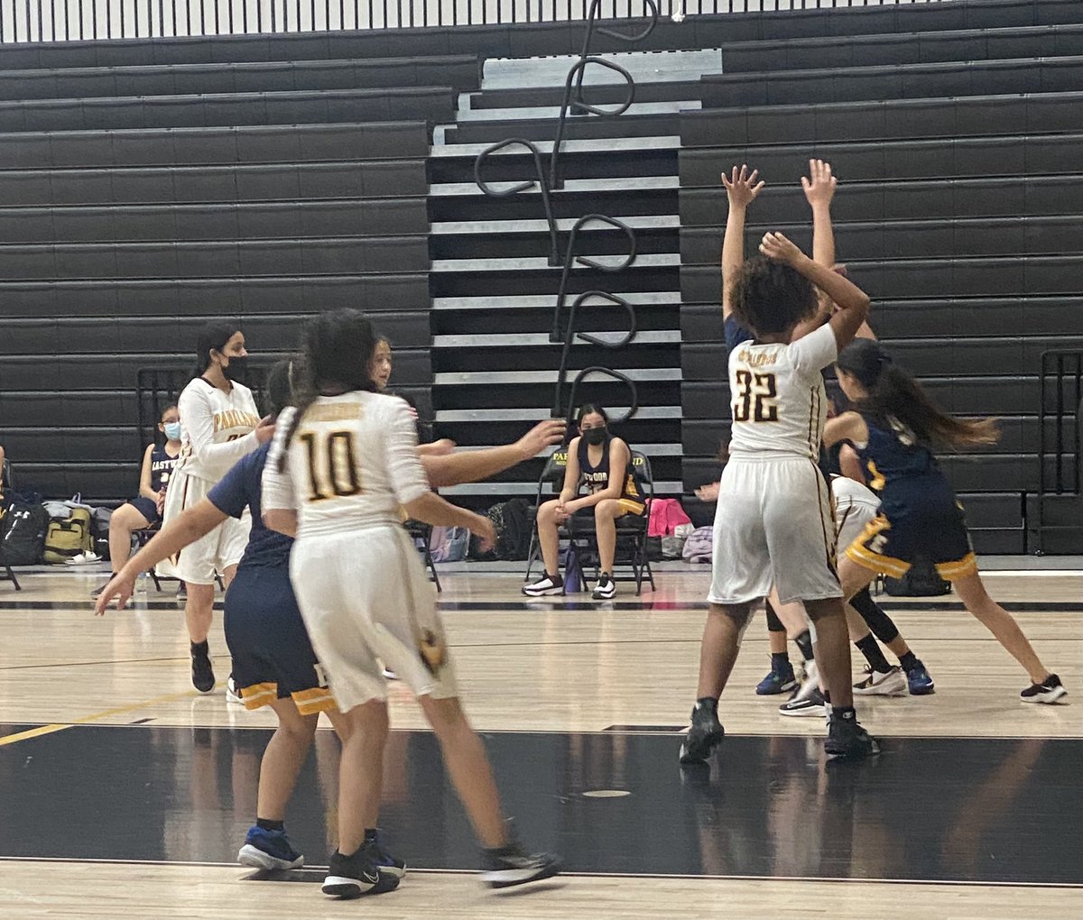 plarabazan's tweet photo. Great game between Parkland Lady Novilleros and Eastwood Raiders. @reynahustles @PichardoHAP @DrLauraVen https://t.co/dPfR7CDgAJ