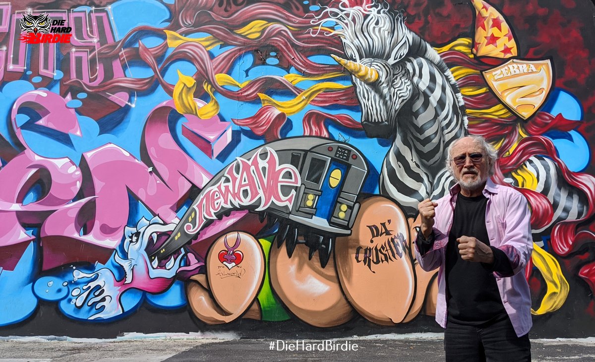 DieHardBirdie's tweet photo. “There’s no limit to how much you’ll know, depending how far beyond zebra you go.” –Dr. Seuss Or a zebracorn too? #DieHardBirdie #HearBirdieFearBirdie #seniorgamer #graygamer #worldchampion #csgoworldchamp #gaming #esports #videogames #videogamer #counterstrike #csgo #callofduty https://t.co/i4jqNEXFQw
