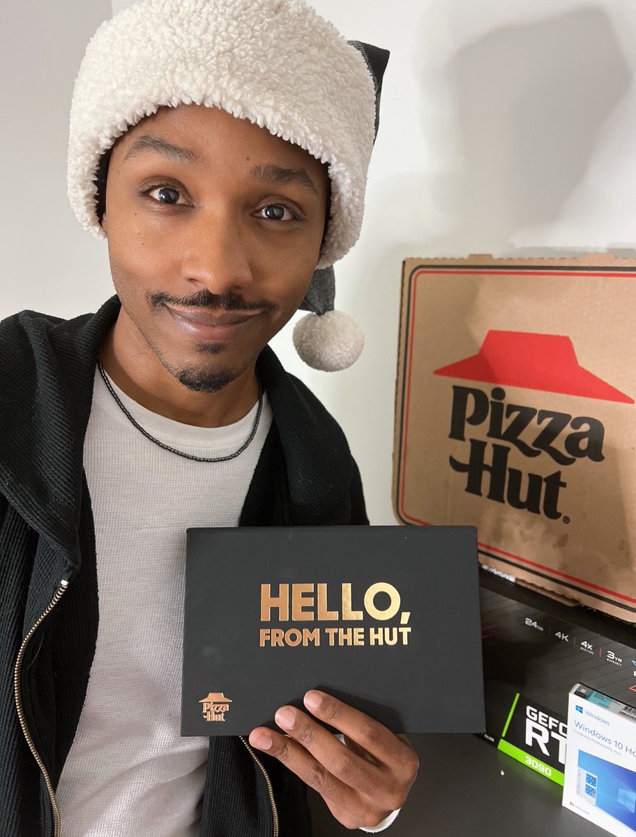 InfernoOmni's tweet photo. SURPRISE! It’s Pizza Time! 
Omni x @PizzaHut is here!

I’ll be giving away FREE Pizza Hut pizza over the next 2 months! 🙂

To win, all you have to do is:
🍕 Follow @InfernoOmni 
🍕 RT/Like this post
🍕 Wait for the signal.. (you’ll know) https://t.co/bE4d93zxX9