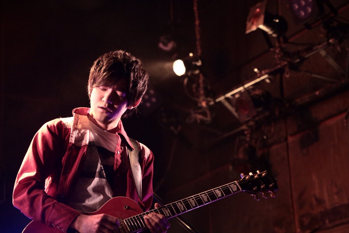 NextPlayFes's tweet photo. 『#NEXTPLAYFESTIVAL’22』

当日勢いのあるライブで会場を
盛り上げてくださった
tiny skunkさんの
オフィシャルスチールを公開📸

配信チケットは
【明日朝8:30】まで購入可能💨
楽曲から生まれた舞台と音楽ライブを是非お楽しみください！

🎟購入・ご視聴はこちら🔻
https://t.co/HN1LuKFOca https://t.co/b3lkxnzDDf