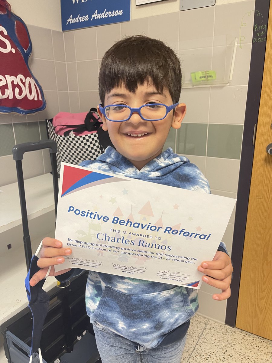 CastlemanCreek's tweet photo. This kindergartener in Mrs. Anderson’s class earned a Positive Behavior Referral! 
#ccesel https://t.co/Z00LyiyaOF