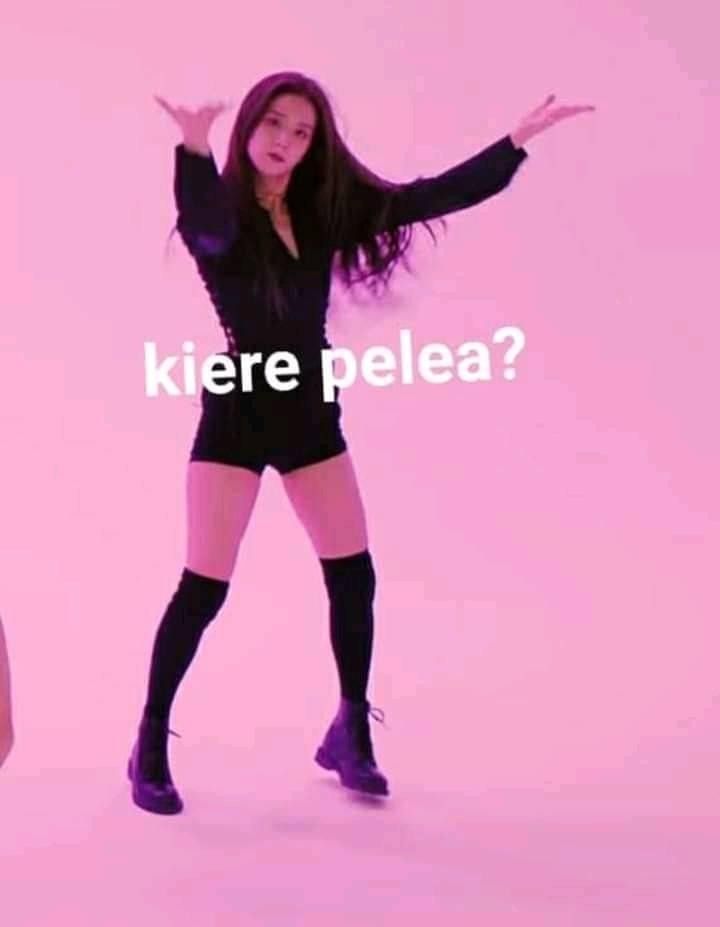 blink1620's tweet photo. #blink cuando se burlan de que #BLACKPINK ya tiene 5 años de debut y solo un album con 8 canciones https://t.co/qM8psqW7XW