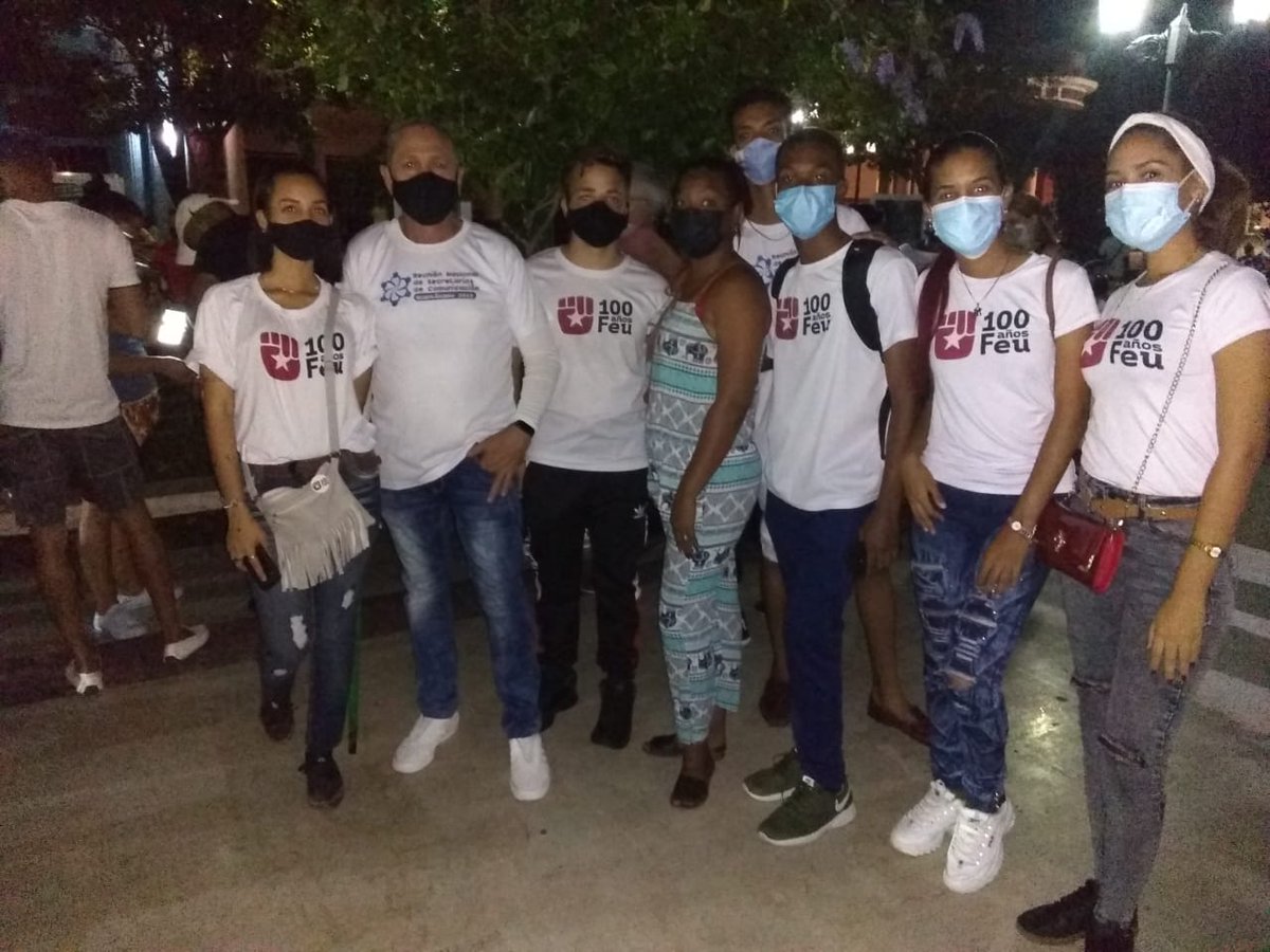 ucm_feugtmo's tweet photo. #EncendidaMiJuventud
#Antorcha2022
#VamosConTodo
#Cuba
#Revolucionando

@Karli_SantanaR @aylinalvarezG @armandoacruz @Feucm_holguin @FeuCuba @FeuMtz @FeuUho @FeuorienteC @ucmedguantanamo @UCMHolguin @UCMHolguin @OsbelCastro @CobasSolis @carlospb545 @alexis_lobaina @UJCdeCuba https://t.co/FUyWbi0ywh