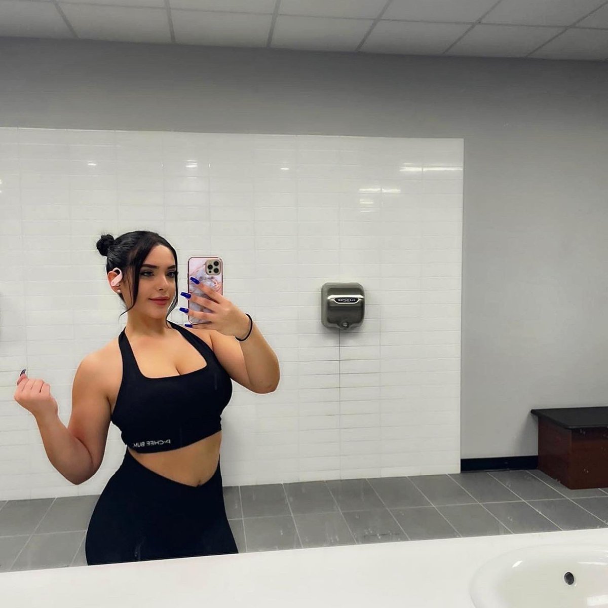 🤍💪🏼