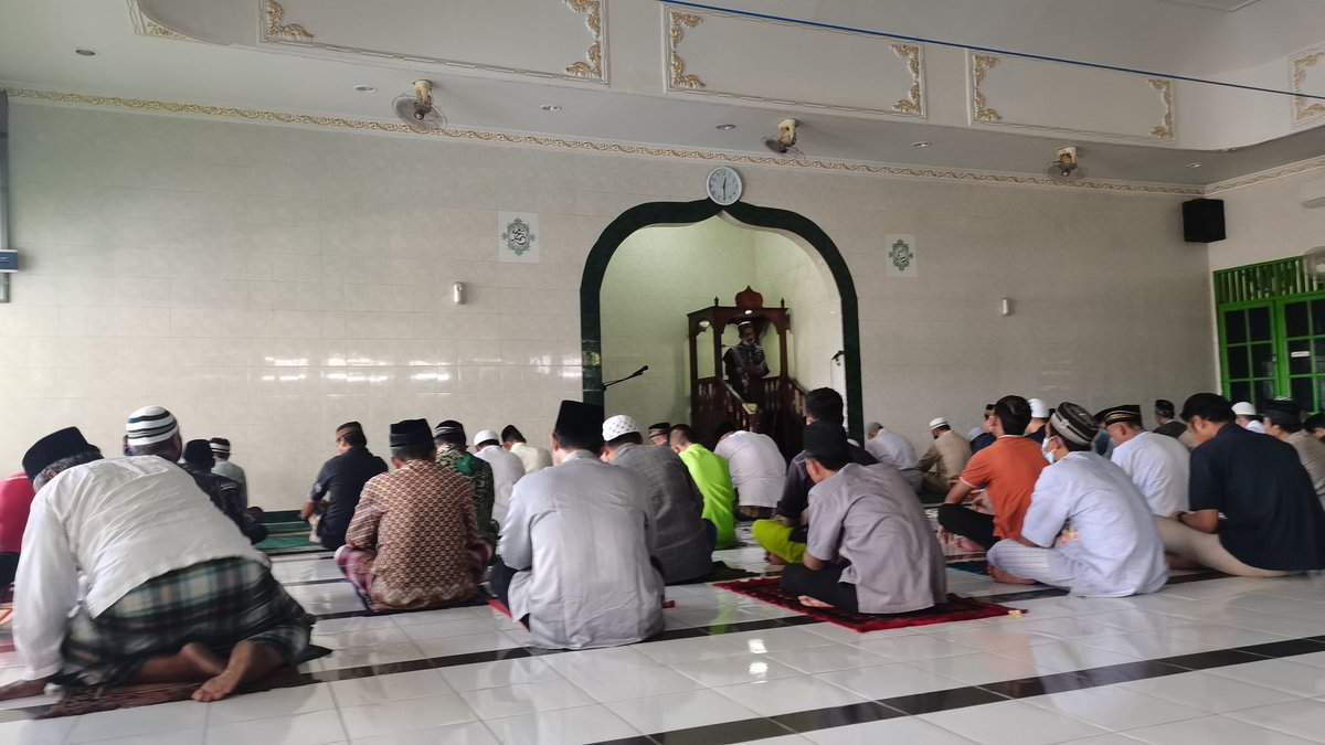 saudi_tunru's tweet photo. Udah lama ga ngetwit, sekalinya twit ehh riya https://t.co/rh6lzZL9S2