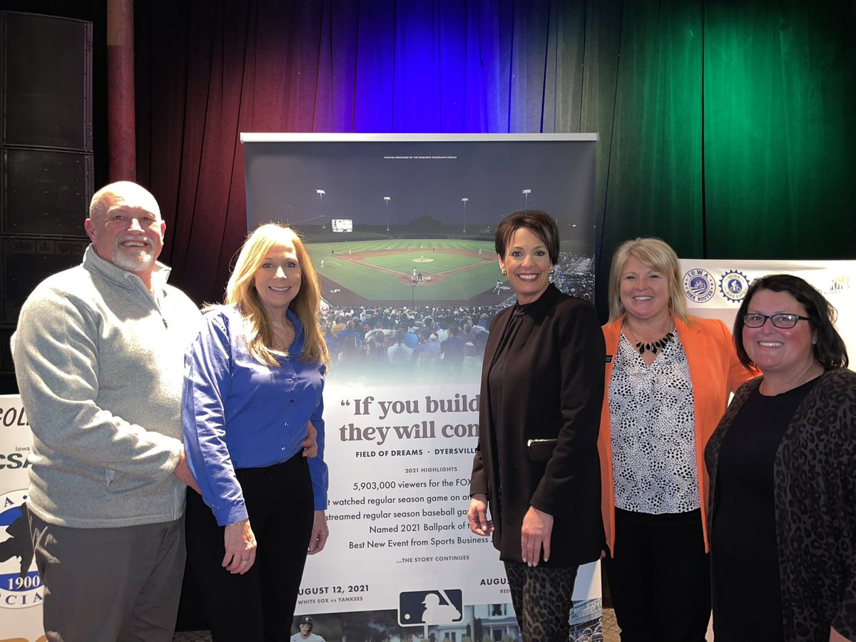 CarrieKoelkerIA's tweet photo. When statewide tourism colleagues join my legislative colleagues it makes for a happy heart! #thisisiowa #tourism Tourism night was a success! #tourismcaucus #revenuegenerator partnerships and collaboration 💪🏼💪🏼 https://t.co/4cLLAxLCLi