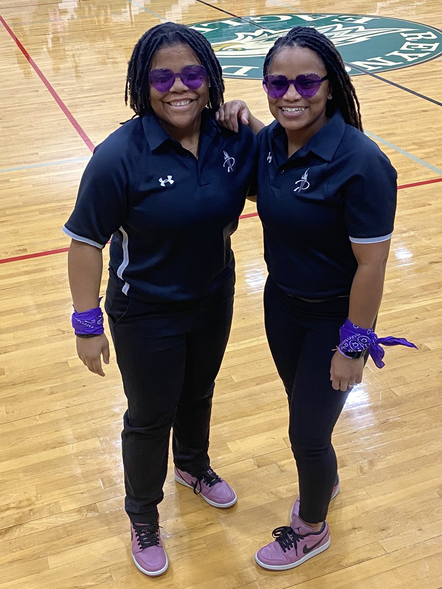 CoachMillsap's tweet photo. I had a bad day today…. Can you tell??? #Wearedinosaurs #thatsmyTribe @GirlsRushing @ProsperRushing #dontcomeforourpurple https://t.co/o20vd7L1tu