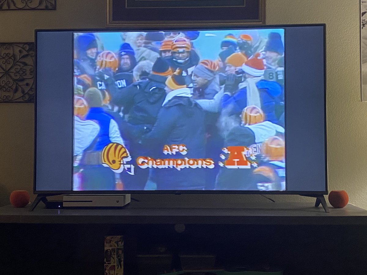 club10 (@club10) on Twitter photo <a href="/JamesRapien/">James Rapien</a> <a href="/JakeLiscow/">Jake Liscow</a> just did a little rewatch of The Freezer Bowl for some inspiration. <a href="/JamesRapien/">James Rapien</a> <a href="/JakeLiscow/">Jake Liscow</a> just did a little rewatch of The Freezer Bowl for some inspiration.