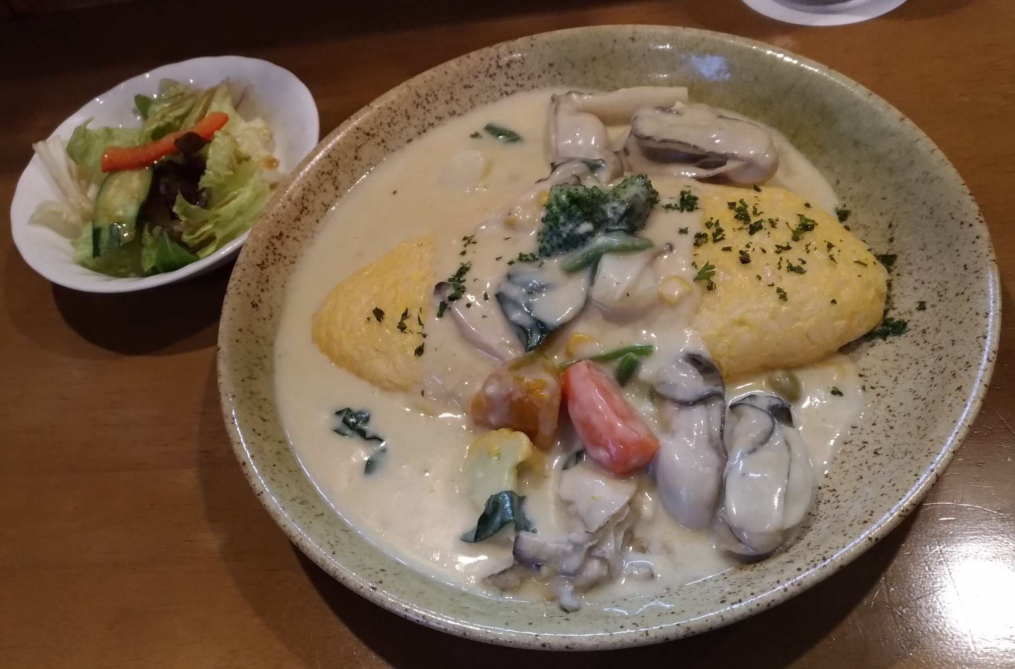孤独のグルメ情報 非公式アカウント Rt Narcyjiro2 厨sawa 越谷市せんげん台 でカキのクリームシチューのオムライス10円を 孤独のグルメにも紹介された予約必須の人気店です プリップリの大きなカキは超絶クリーミーでクセも全く無くて