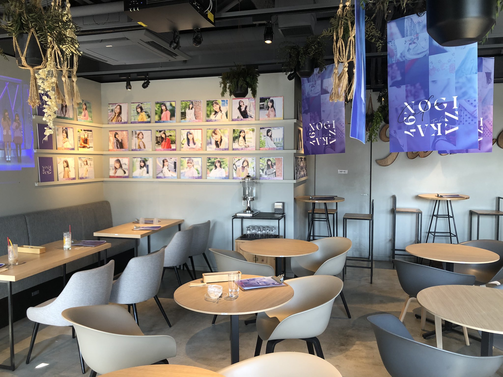 しゅうにゃん 乃木坂46 Time Flies Cafe 名古屋に行ってきました 初日の平日だったから空いててのんびり過ごせました 乃木坂46 T Co Fmxae6s33o Twitter