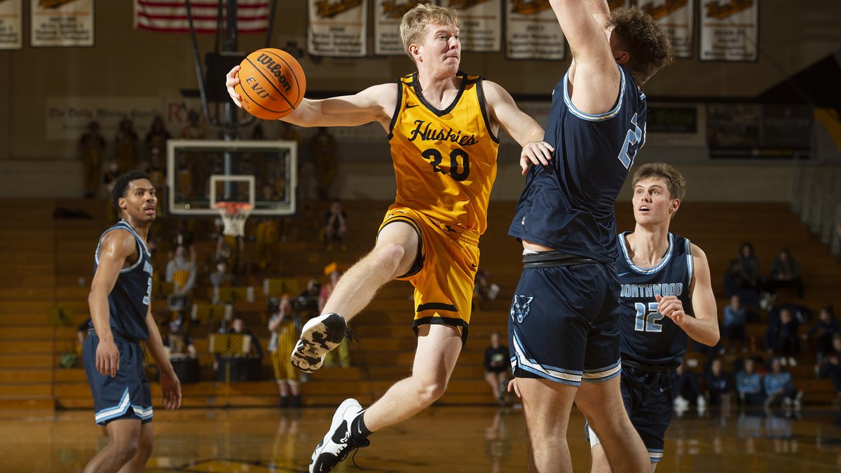 RECAP | Huskies cruise past Timberwolves 89-48 
michigantechhuskies.com/sports/mbkb/20…