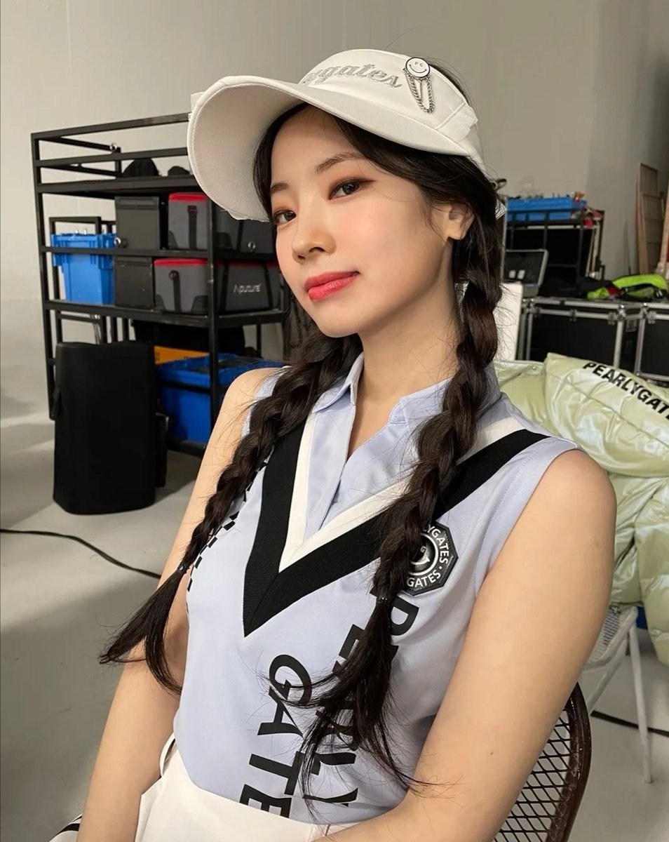 luvtwiceee's tweet photo. dahyunnie my love💕
#dubu  #TWICE https://t.co/XaI5Ek7clt